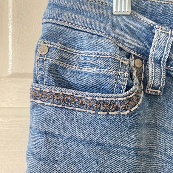 SHYANNE Western Country Rodeo Embroidered Flare Jeans Women's Size 29 - Picture 4 of 9